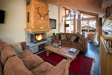 St Martin Ski Chalet: Airy living room
